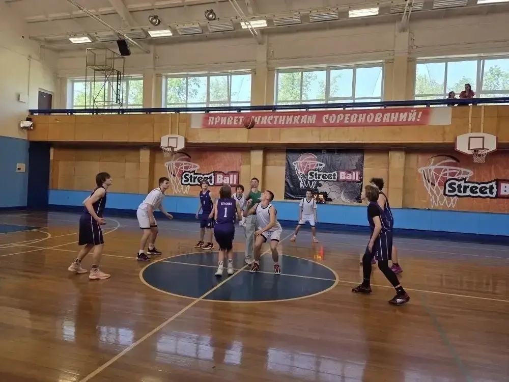В Коломне прошло Открытое первенство по баскетболу среди юношей