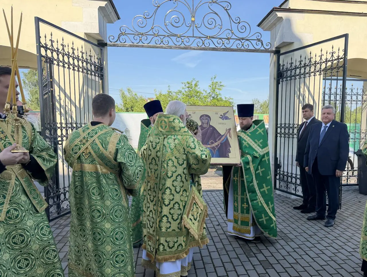 Икону &laquo;Пояс Пресвятой Богородицы&raquo; доставили в Свято-Духовский храм села Шкинь