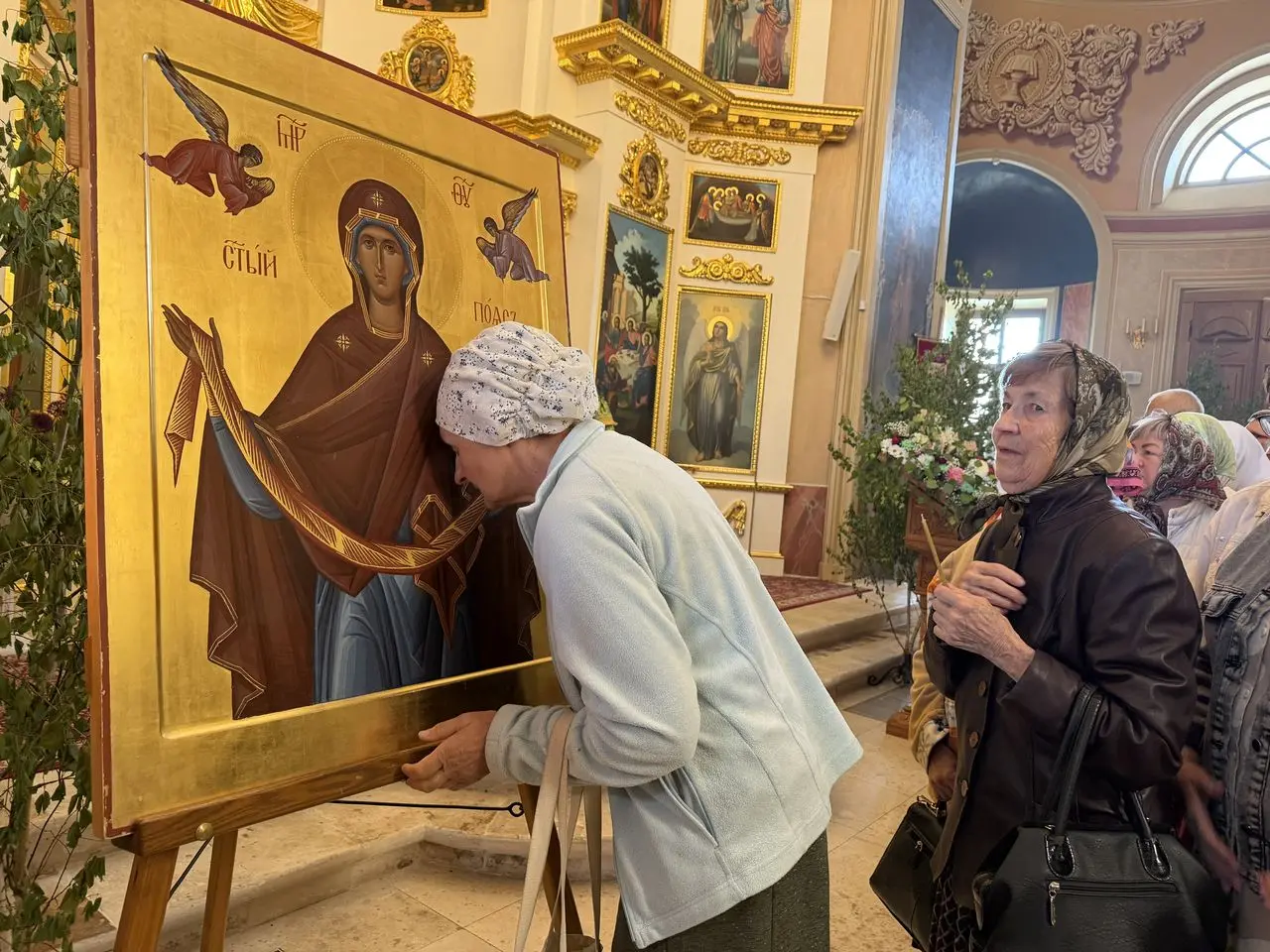 Икону &laquo;Пояс Пресвятой Богородицы&raquo; доставили в Свято-Духовский храм села Шкинь