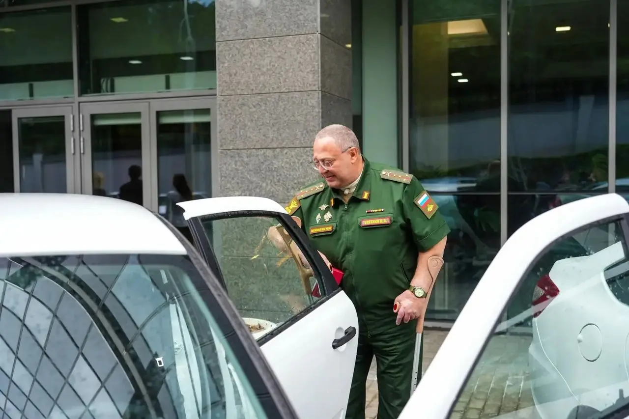 Ветераны СВО из Коломны получили ключи от автомобилей