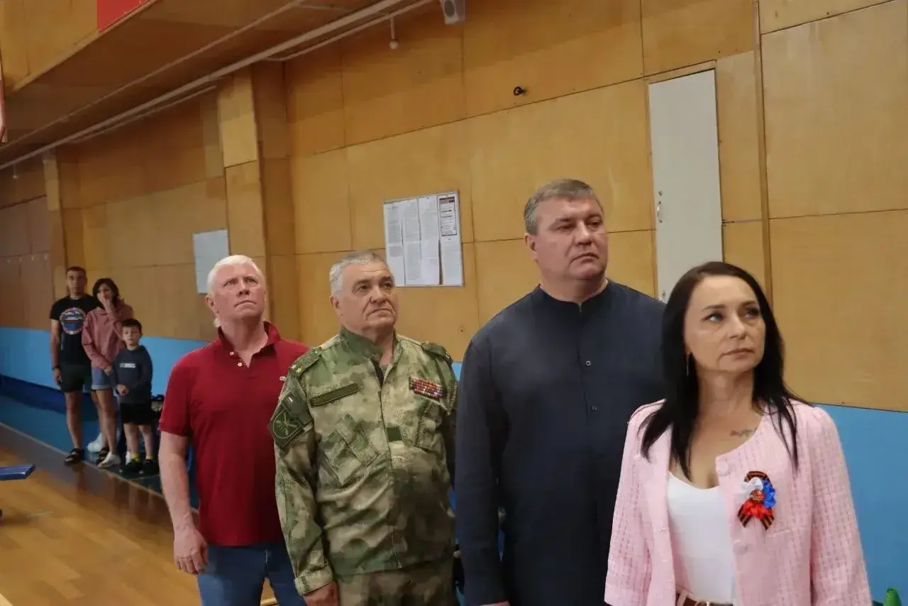 Более 50 спортсменов выступили на Первенстве по тяжелой атлетике в Коломне Более 50 спортсменов выступили на Первенстве по тяжелой атлетике в Коломне