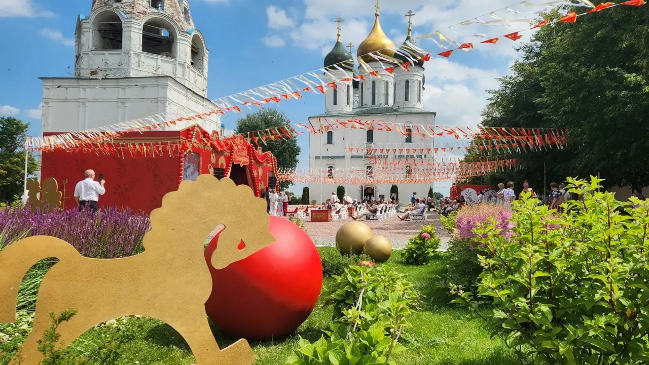 Мастер-классы, аттракционы и много музыки: в Коломне открылся Семейный фестиваль &laquo;Рябинушка&raquo;
