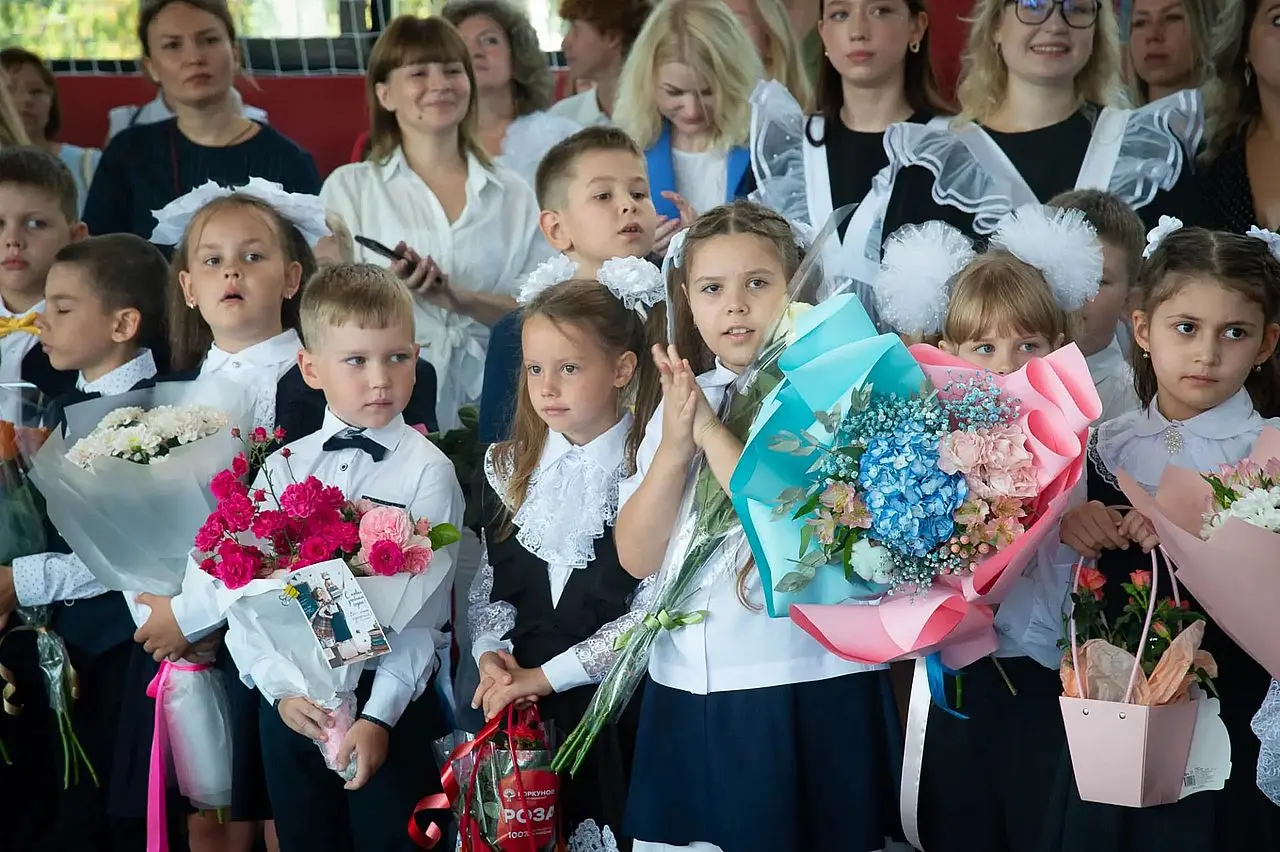 В Коломне открыли новый корпус школы № 14 на 400 учеников В Коломне открыли новый корпус школы № 14 на 400 учеников