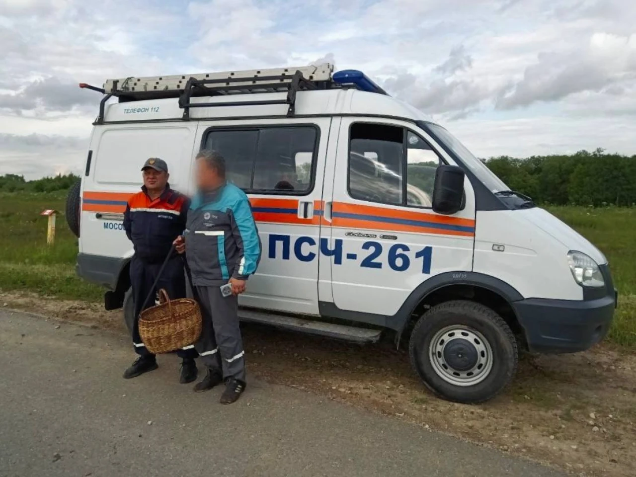 Спасатели вывели из леса в Коломне еще одного грибника