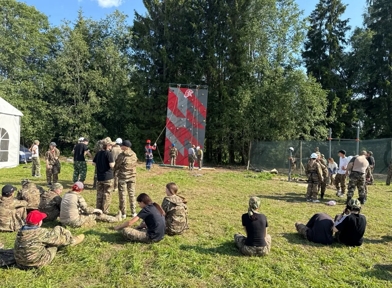 Коломенские юнармейцы принимают участие в военно-патриотических сборах