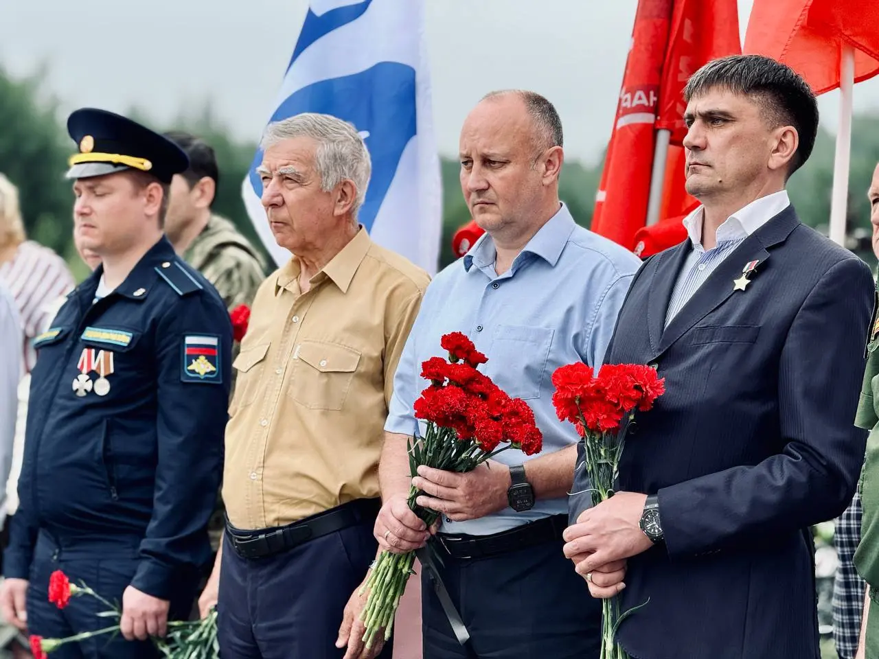 Памятник участникам СВО установили в Егорьевске