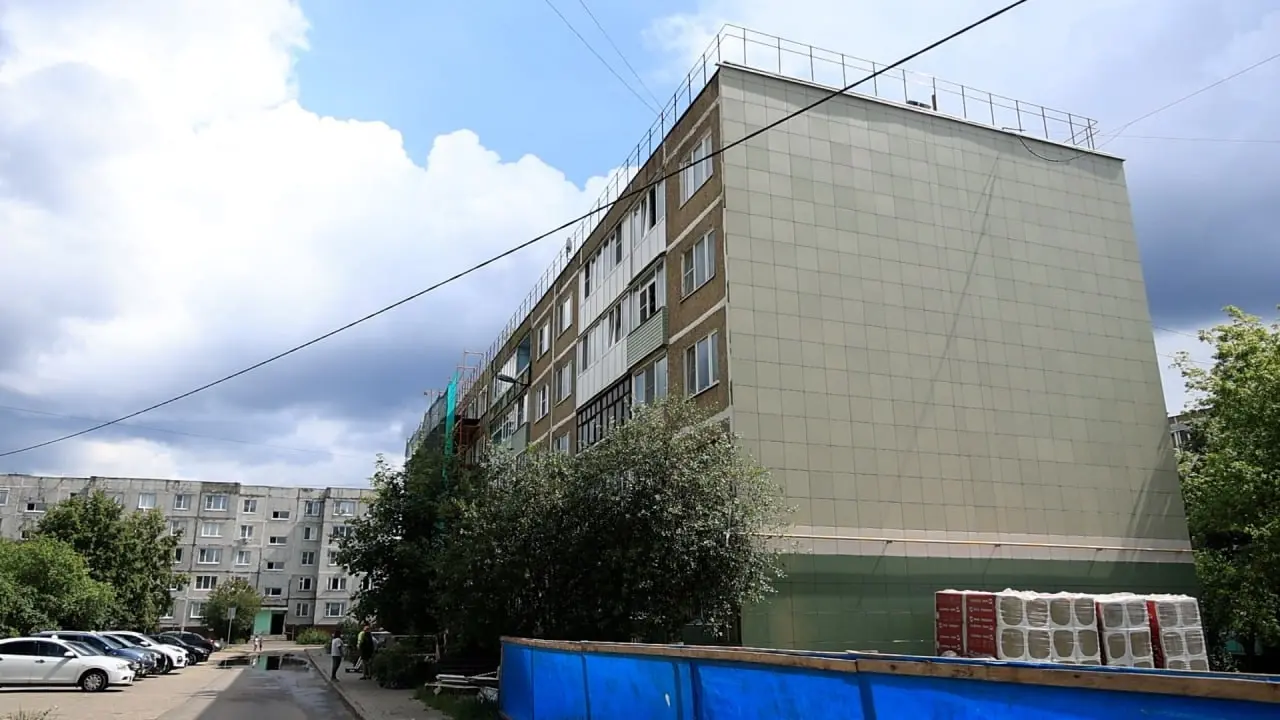 Капитальный ремонт пятиэтажки в Озерах завершат в августе