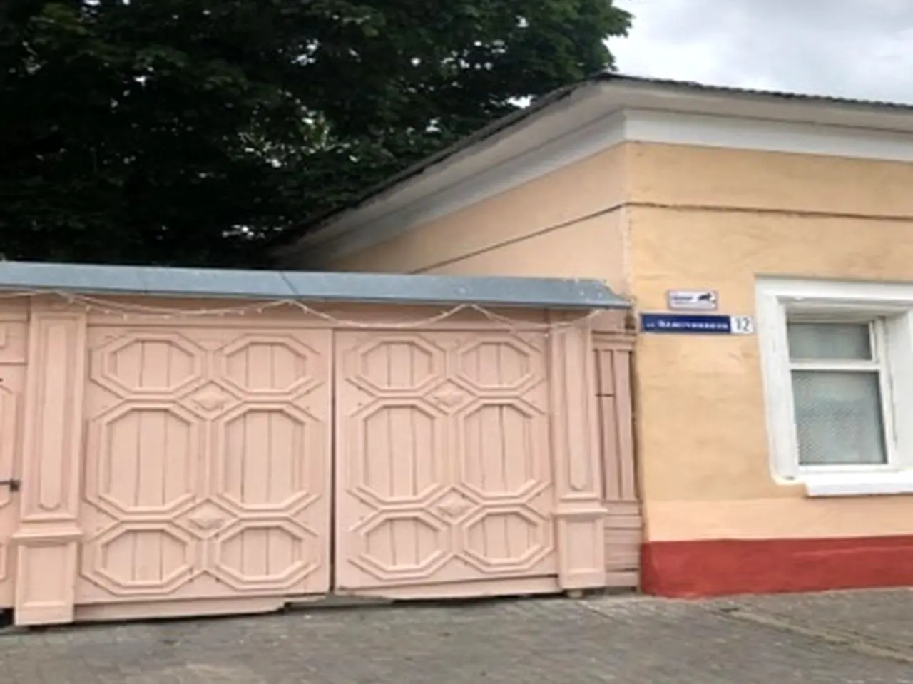 Фасад дома обновили в Старой Коломне