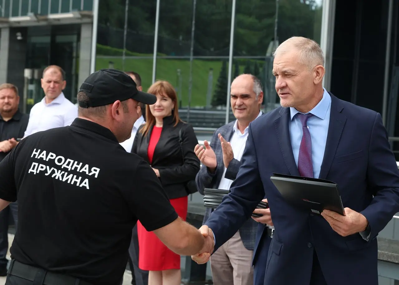 Новый автомобиль и благодарность Виктора Паукова получили народные дружинники из Коломны
