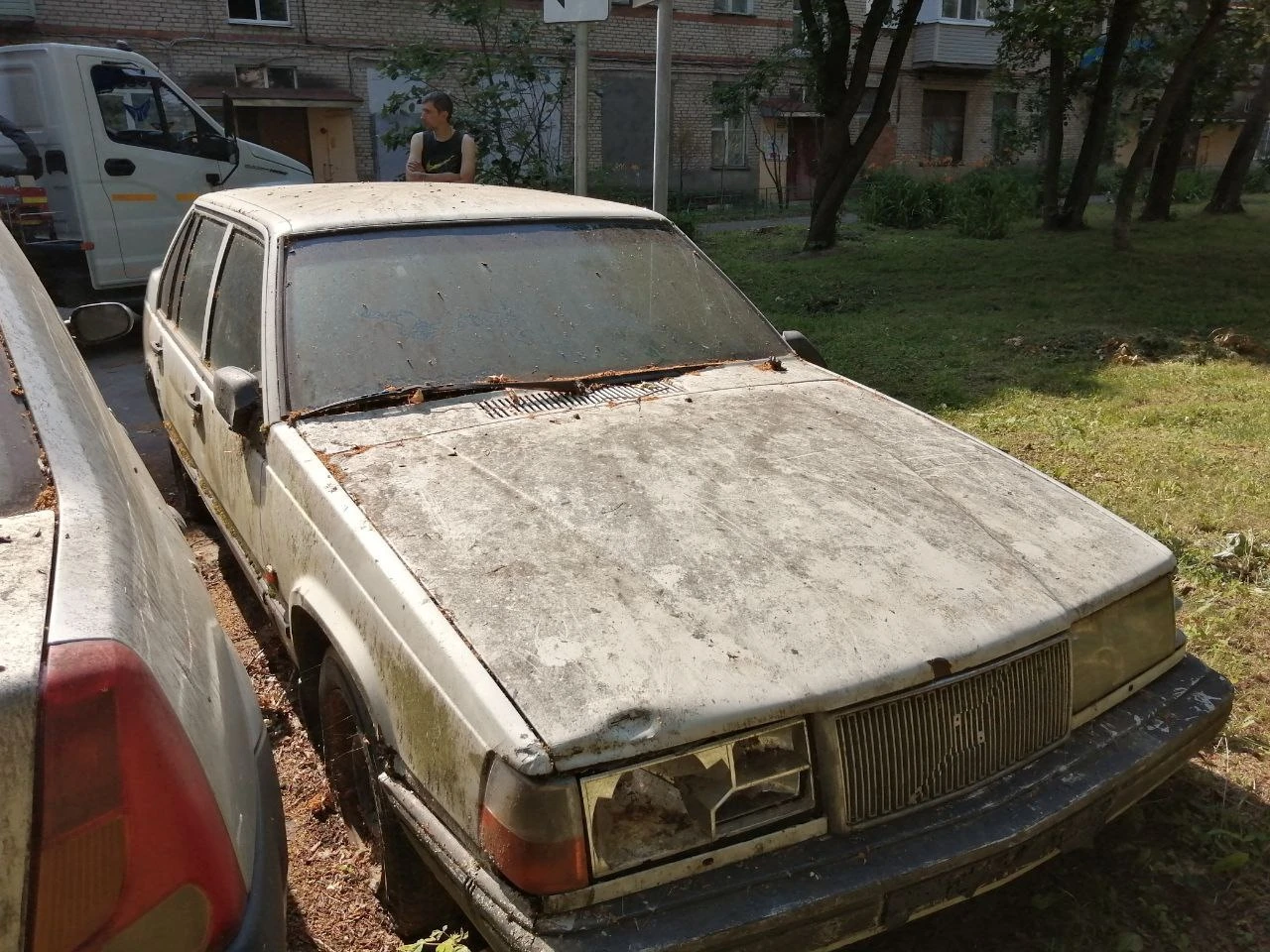 Брошенные машины эвакуируют в Коломне