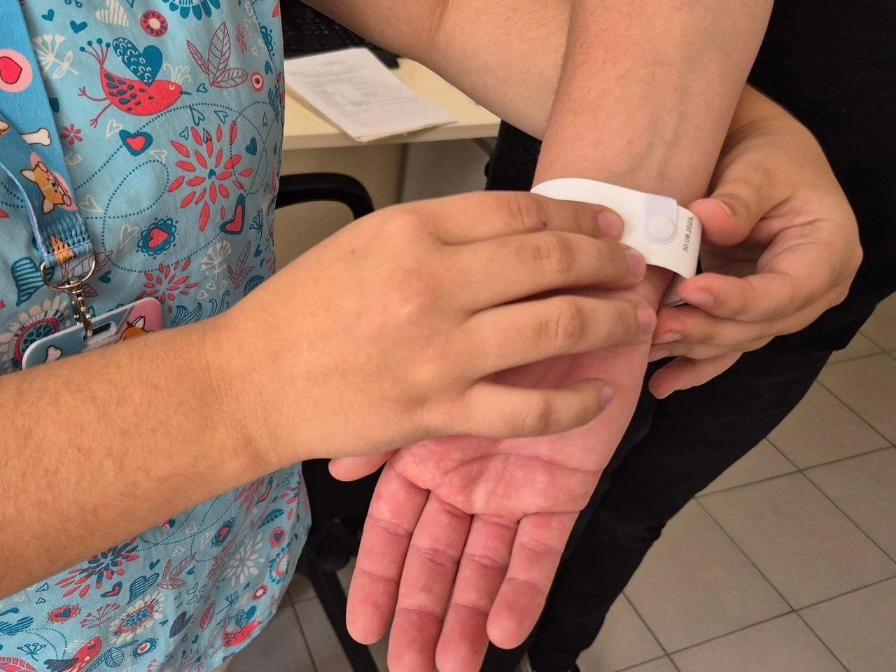 Пациентам Коломенского перинатального центра напомнили о внедрении системы идентификации 