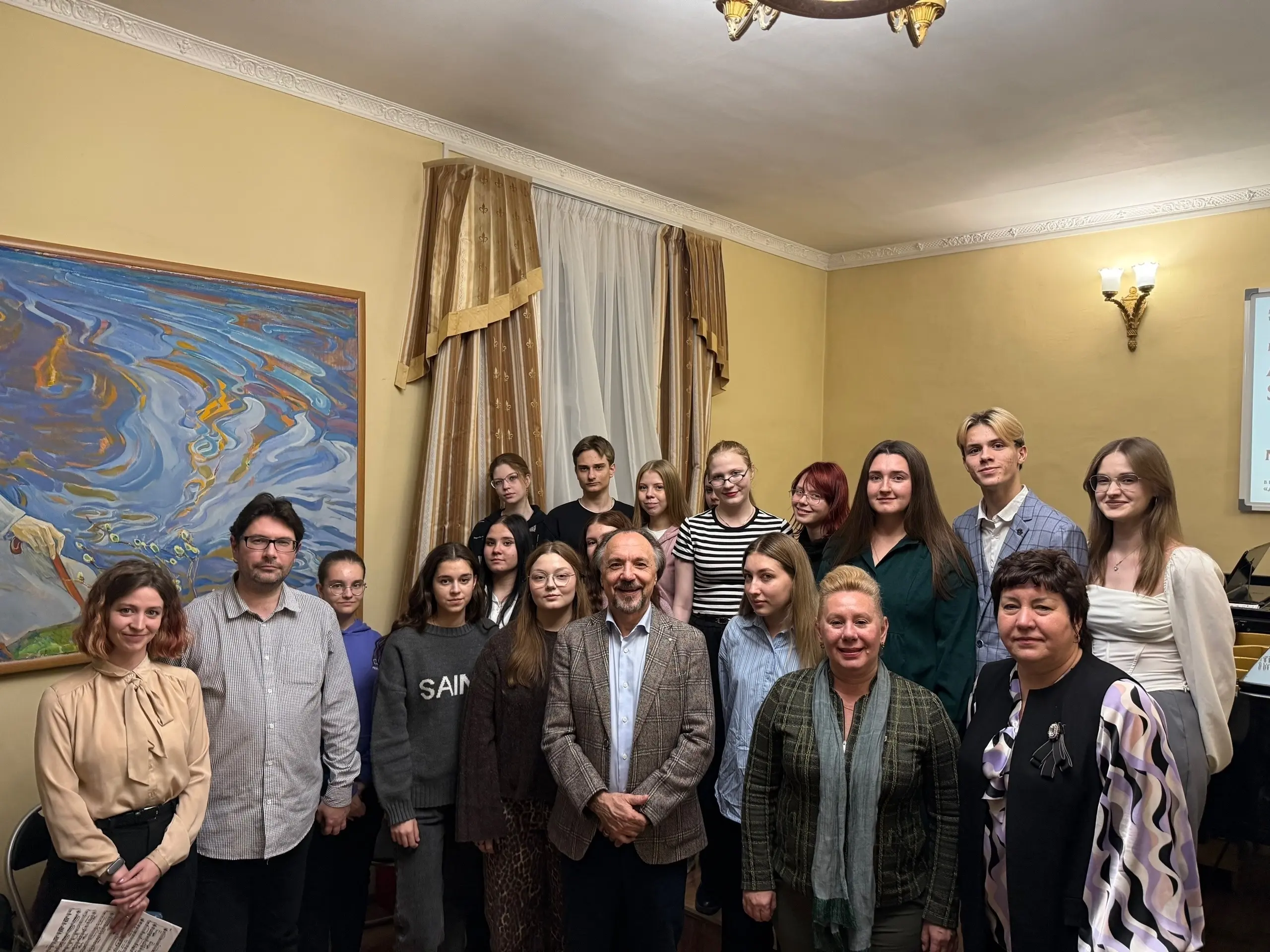 Итальянский оперный певец провел мастер-класс в музыкальном колледже Коломны 