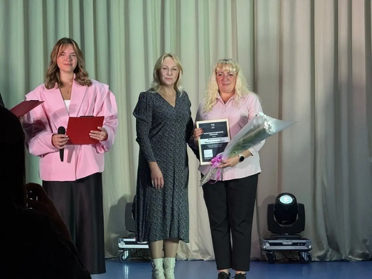 55-летие отметили в Доме культуры «Пески» 55-летие отметили в Доме культуры «Пески»