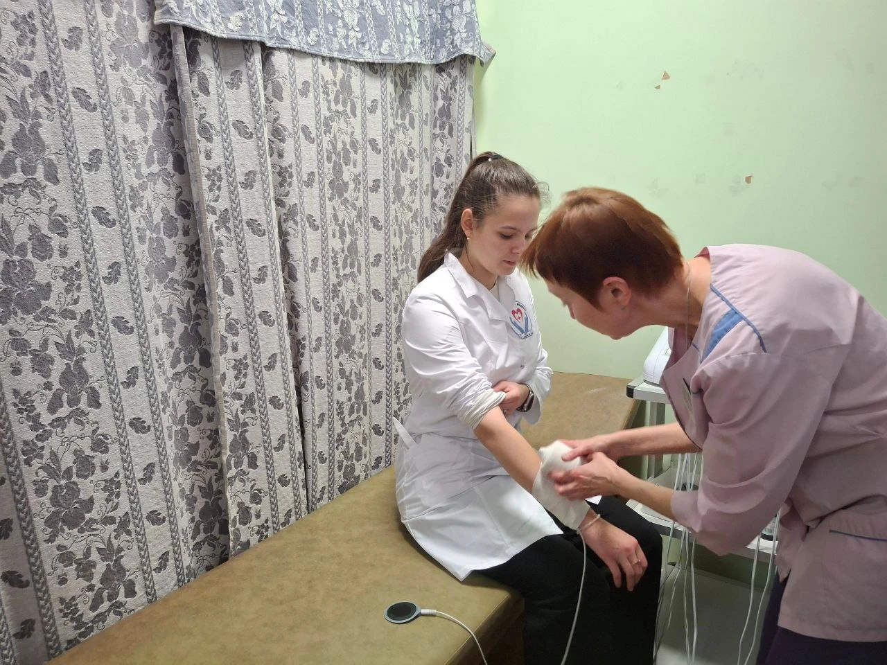 Ученики гимназии № 9 посетили Коломенскую поликлинику № 2 в рамках профориентации