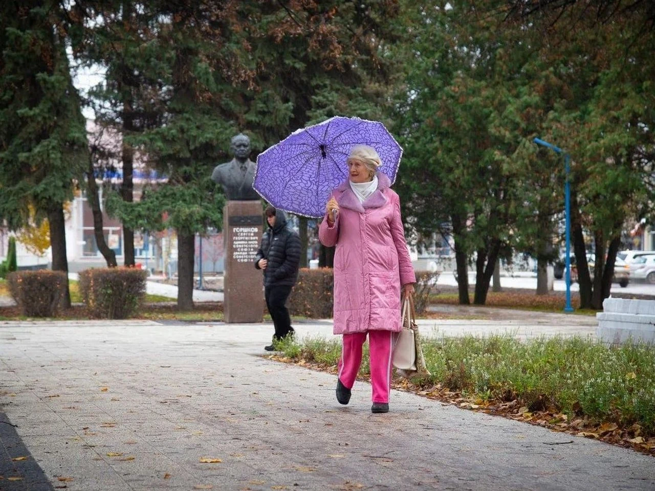 В Коломне обновили сквер с мемориалом адмиралу Сергею Горшкову
