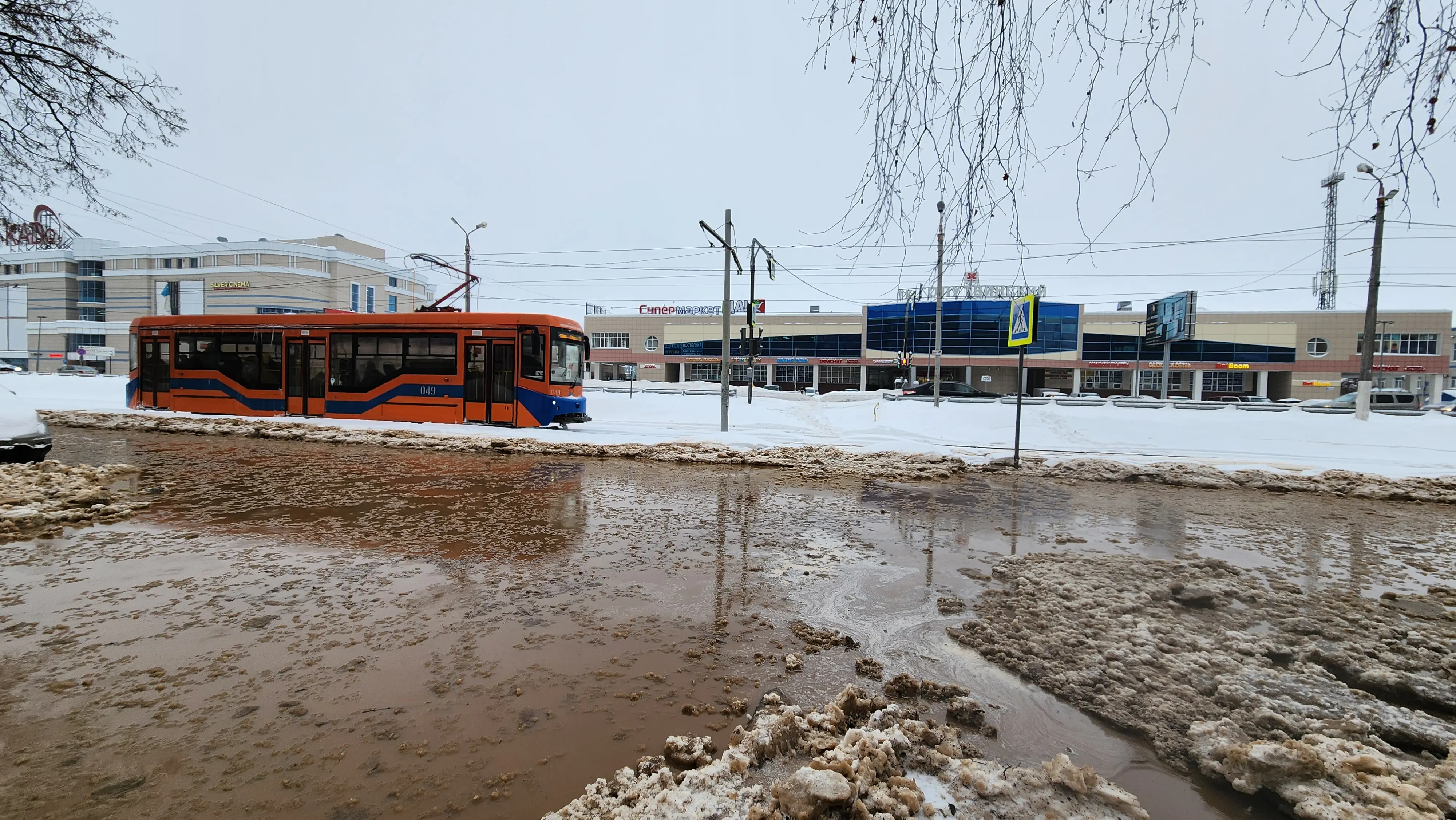 Жилые дома в Голутвине остались без горячей и холодной воды