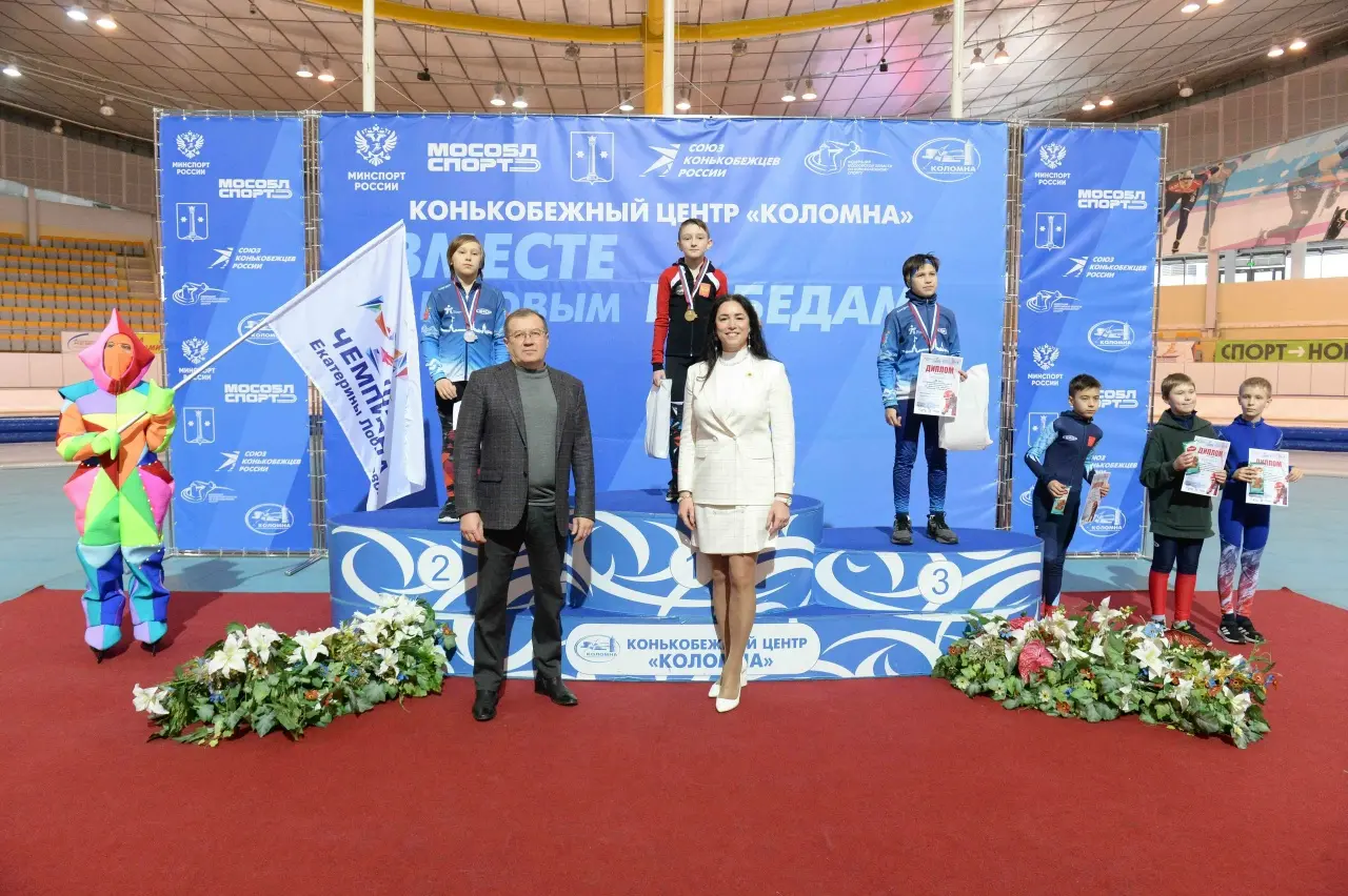 Названы победители и призеры Всероссийских соревнований «На призы Школы чемпионов Екатерины Лобышевой» на дистанции 100 м среди девушек и юношей 9-11 лет и 12-13 лет Названы победители и призеры Всероссийских соревнований «На призы Школы чемпионов Екатерины Лобышевой» на дистанции 100 м среди девушек и юношей 9-11 лет и 12-13 лет