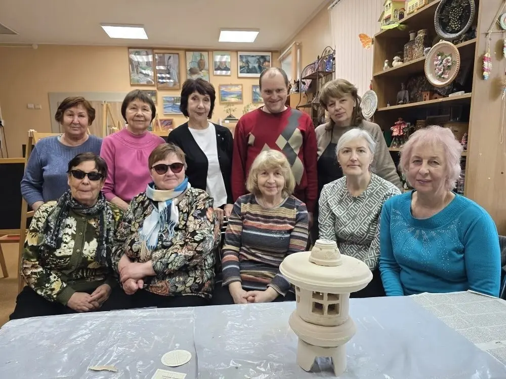 В Коломне провели мастер-класс по созданию садовых скульптур В Коломне провели мастер-класс по созданию садовых скульптур